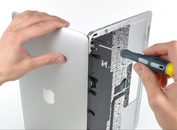 Apple MacBook Air 13inç A1369 Lcd Ekran Değişim