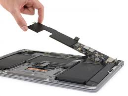 Kızıltoprak MacBook Air Anakart Değişim Tamir