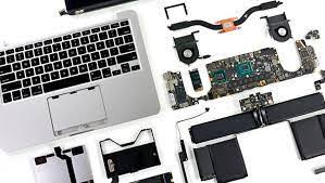Erenköy MacBook Air 11 inc A1465 Apple Servisi (Ev ve İş yerlerinizde Tamir, Bakım, Onarım Parça Değişim Hizmetleri)